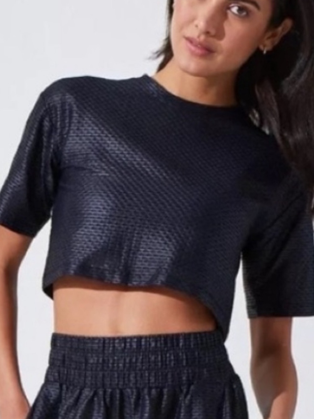Noli Liquid Mesh Crop Tee - Black Gloss, size S
